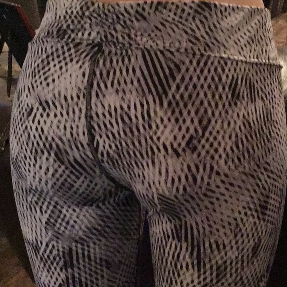 Calvin Klein - Picture 3 of 3